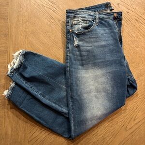 Judy Blue high-rise, ankle-fray, cropped skinny, distressed blue jeans